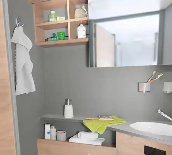 Dethleffs Just Camp Active T 6812 EB: Bad mit Schwenk-Toilette