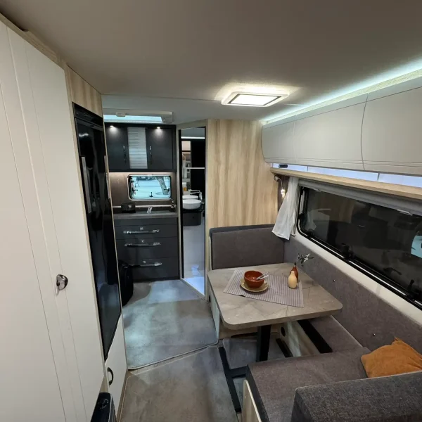 Hobby De Luxe 460 SL: Wohnbereich