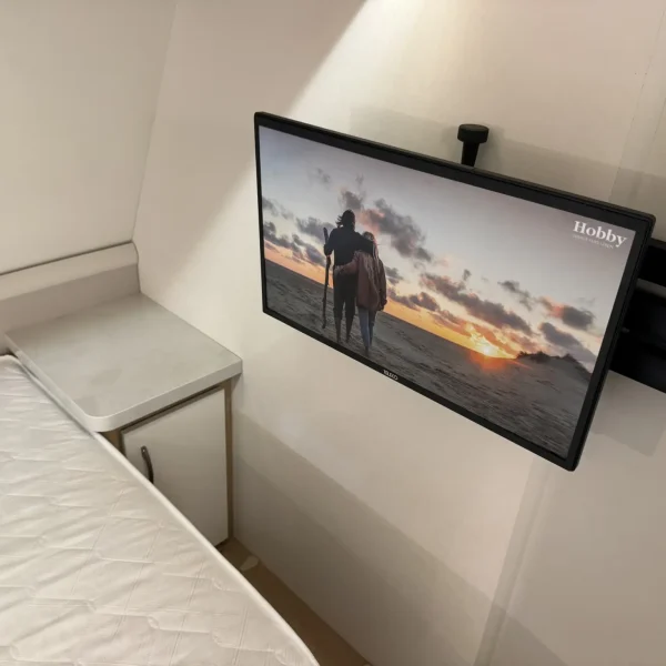 Hobby Excellent Edition 545 KMF: TV